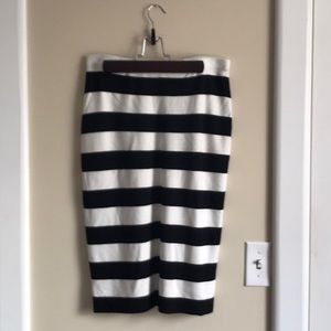 Black and White Stripe Pencil Skirt